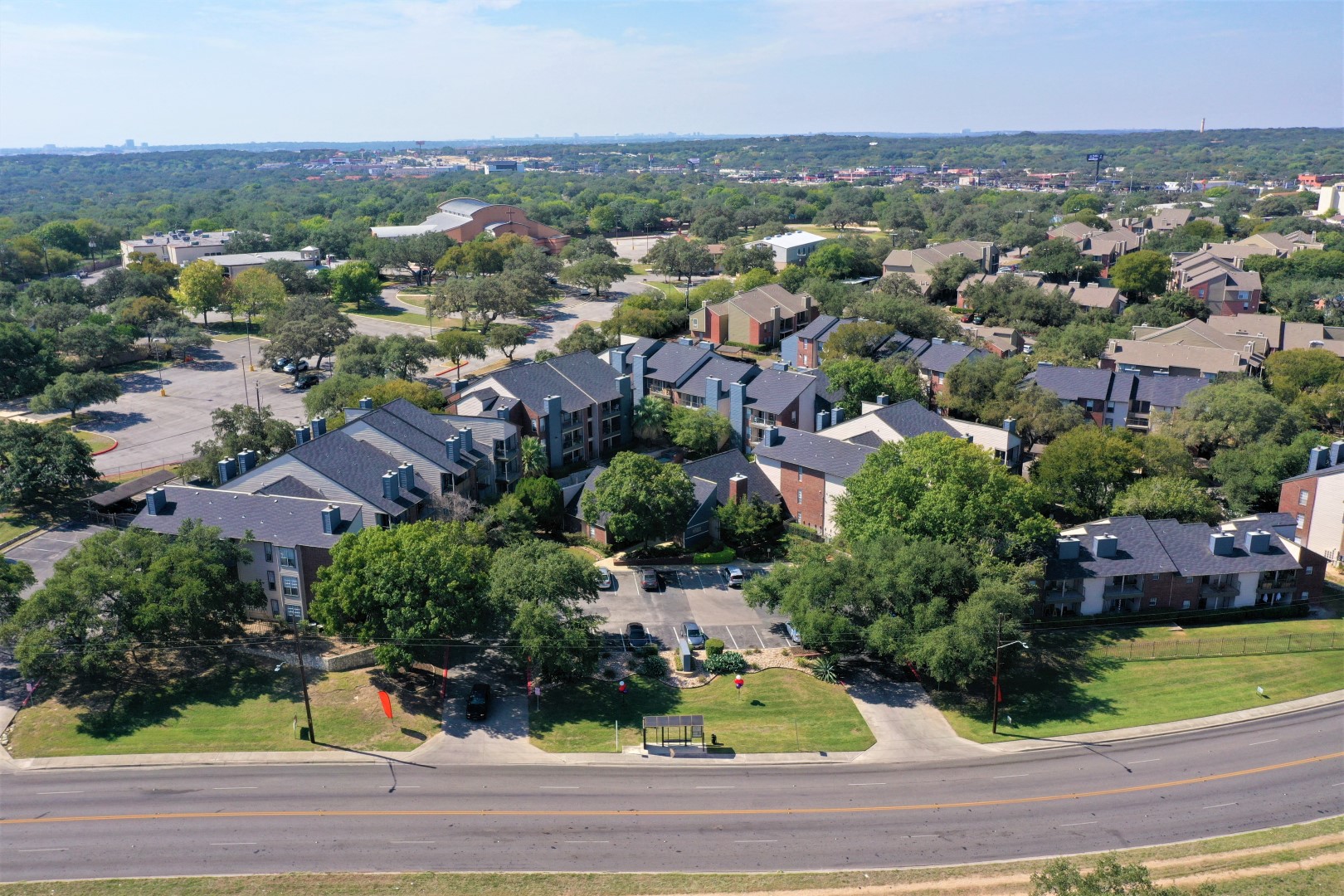 Hillcreste at Thousand Oaks Apartments in San Antonio, TX